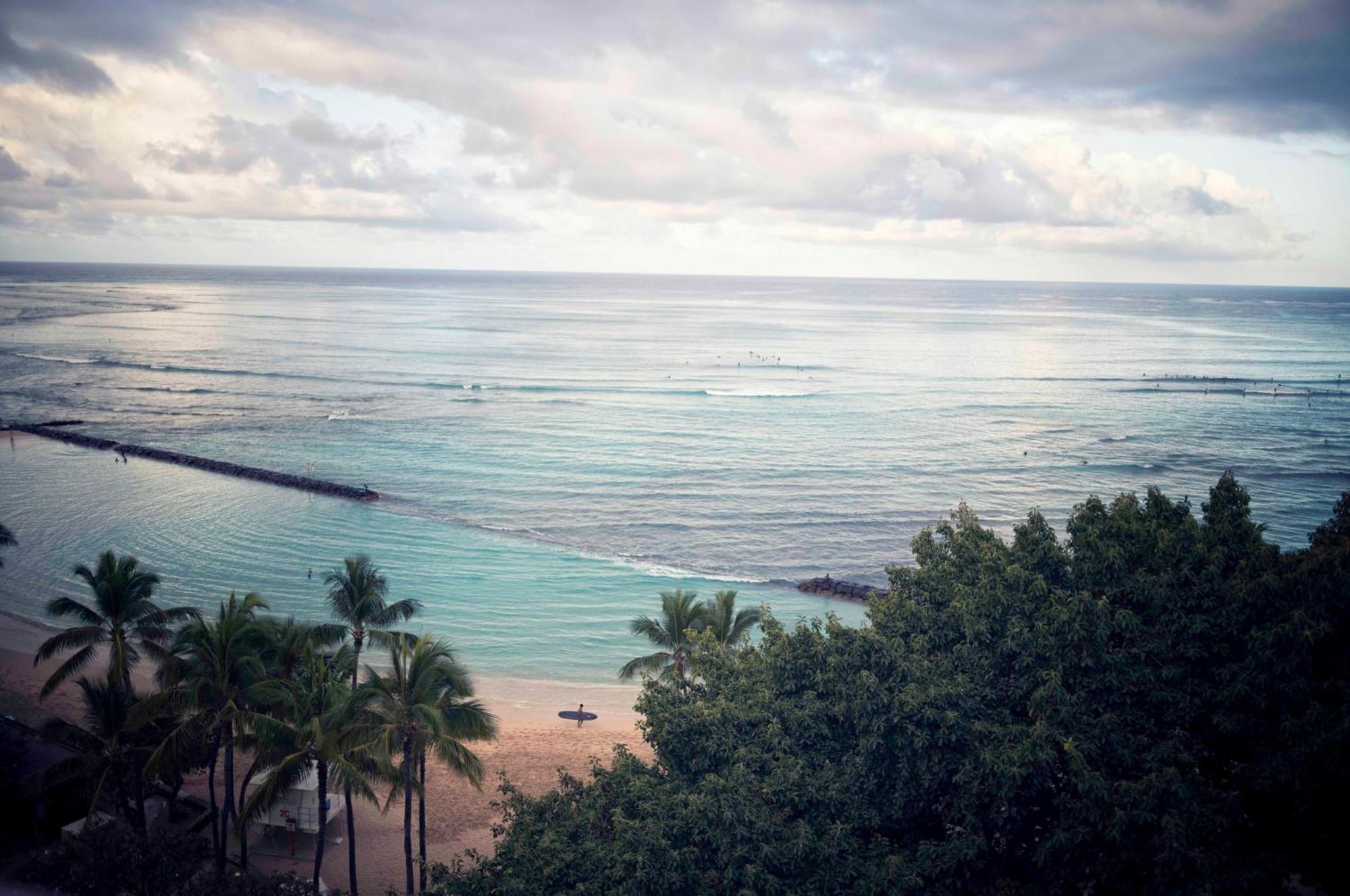 Espacio The Jewel Of Waikiki Honolulu Bagian luar foto